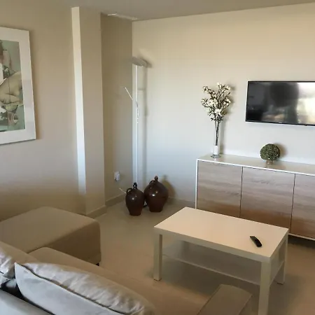 Apartment Very Beautiful Modern 2-bed In