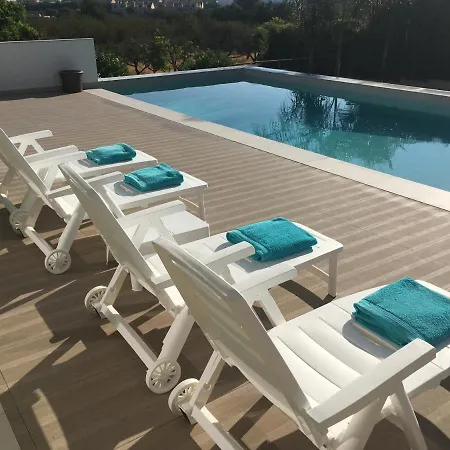 Very Beautiful Modern 2-bed In Apartment